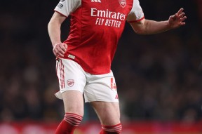 KOK_阿森纳英超战胜狼队萨卡内切破门(曝阿森纳pk热刺邀萨里执教 蓝军旧帅或重)