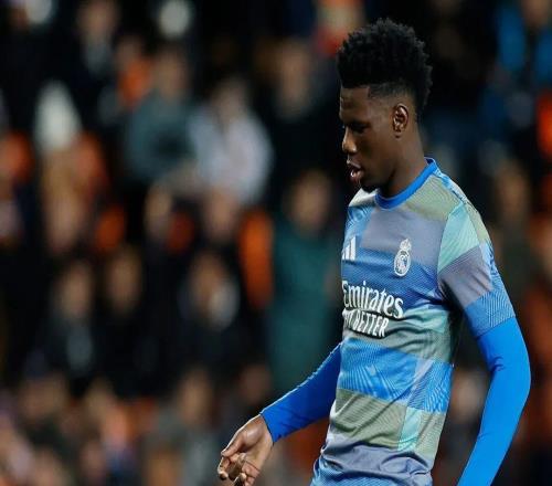 皇家马德里西甲击败瓦伦西亚克罗斯助攻建功的简单介绍